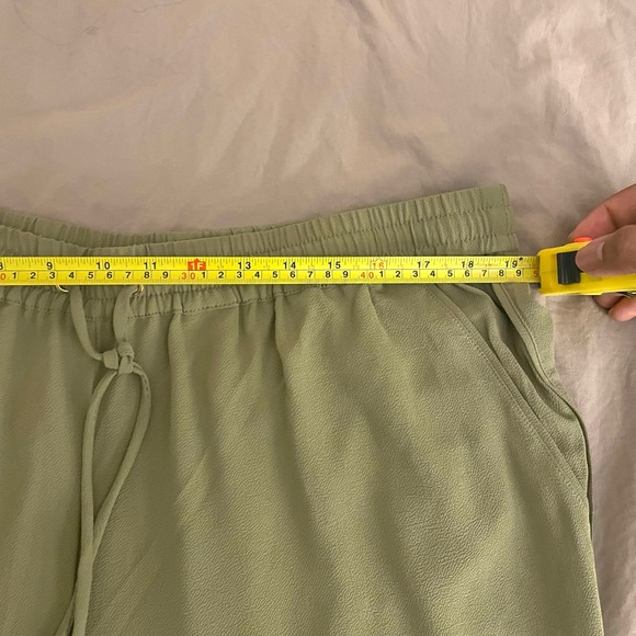 COPY - Michael Kors army green trousers - Picture 3 of 11